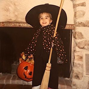 Meet your Posher, Nicole